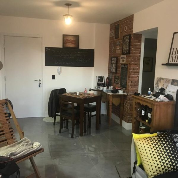 Apartamento à venda com 60m², 2 quartos, 1 suíte, 2 vagas no bairro Glória em Porto Alegre - Foto 1