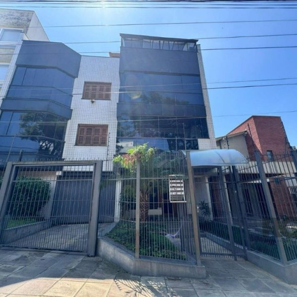 Apartamento à venda com 109m², 3 quartos, 1 suíte, 1 vaga no bairro Medianeira em Porto Alegre - Foto 1