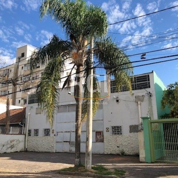 Predio à venda com 1.120m², 5 vagas no bairro Floresta em Porto Alegre - Foto 1