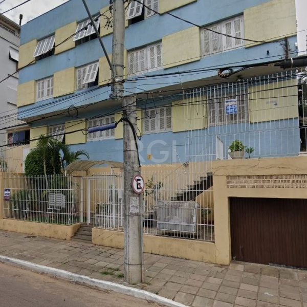 Apartamento à venda com 87m², 3 quartos, 2 vagas no bairro Medianeira em Porto Alegre - Foto 1