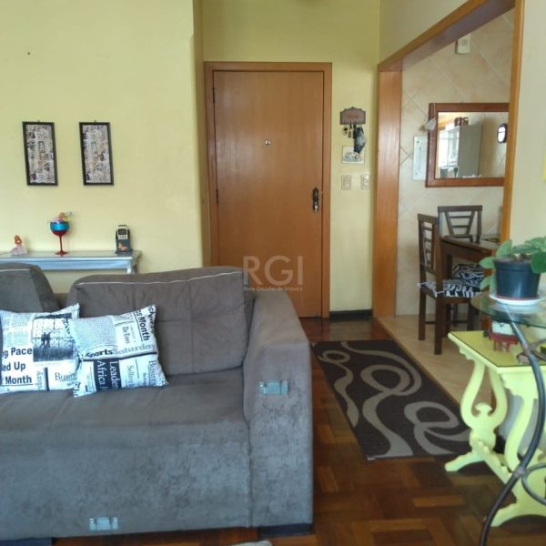 Apartamento à venda com 74m², 2 quartos, 1 vaga no bairro Partenon em Porto Alegre - Foto 1