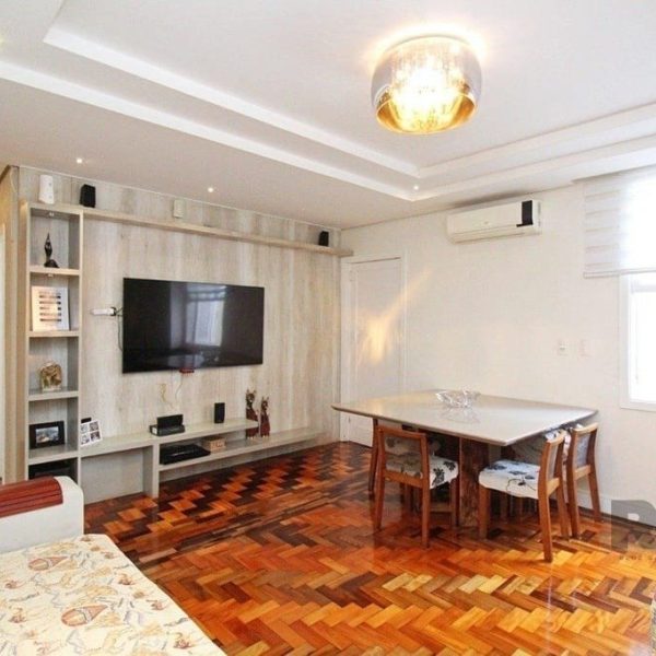 Apartamento à venda com 91m², 3 quartos no bairro Petrópolis em Porto Alegre - Foto 1