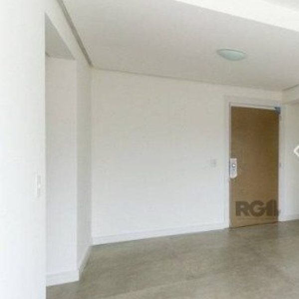 Apartamento à venda com 650m², 2 quartos, 1 suíte, 1 vaga no bairro Passo d'Areia em Porto Alegre - Foto 1