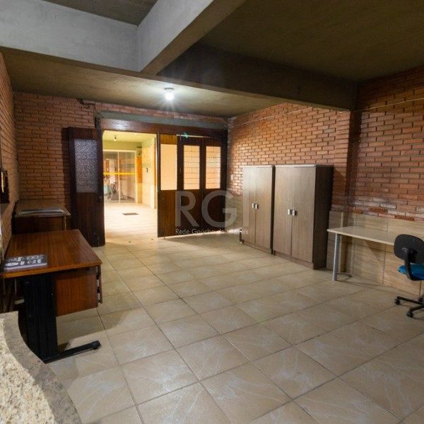 Casa à venda com 500m², 4 quartos, 1 suíte, 5 vagas no bairro Boa Vista em Porto Alegre - Foto 1