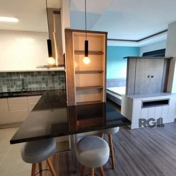 Apartamento à venda com 42m², 1 quarto, 1 vaga no bairro Independência em Porto Alegre - Foto 1