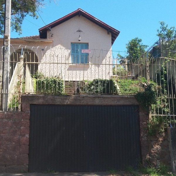 Casa à venda com 108m², 4 quartos, 1 vaga no bairro Santa Tereza em Porto Alegre - Foto 1