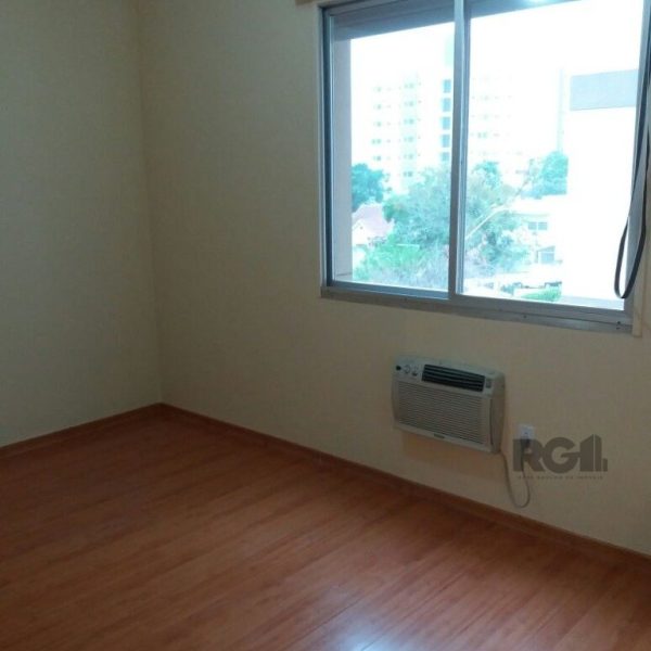 Apartamento à venda com 84m², 3 quartos, 1 suíte, 1 vaga no bairro Santo Antônio em Porto Alegre - Foto 1