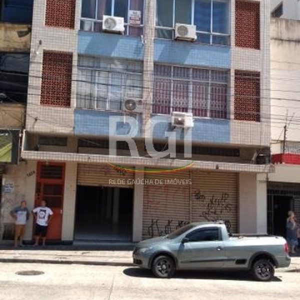 Loja à venda com 300m² no bairro Floresta em Porto Alegre - Foto 1