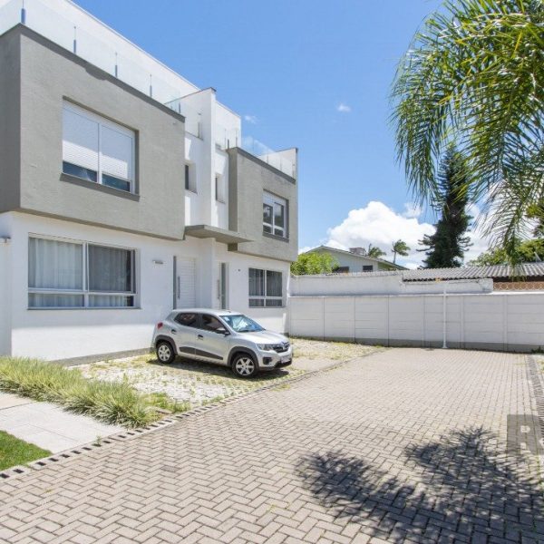 Casa Condominio à venda com 197m², 3 quartos, 1 suíte, 2 vagas no bairro Glória em Porto Alegre - Foto 1