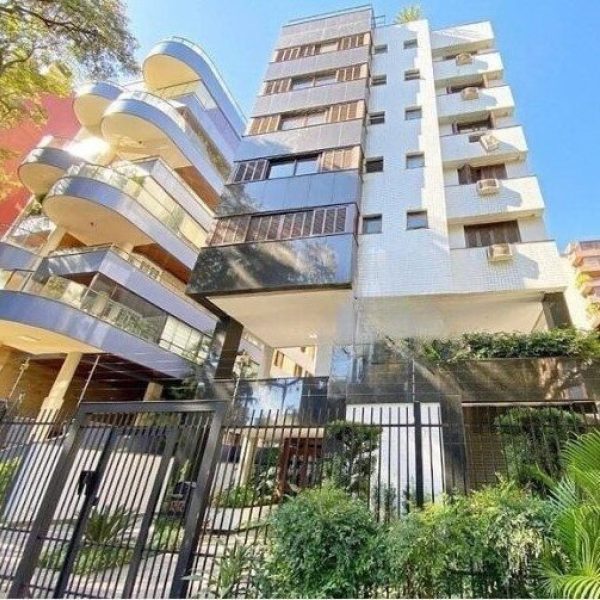 Apartamento à venda com 137m², 3 quartos, 1 suíte, 4 vagas no bairro Petrópolis em Porto Alegre - Foto 1