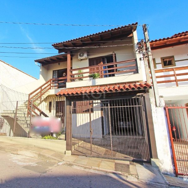 Casa à venda com 245m², 5 quartos, 3 vagas no bairro Jardim Itu em Porto Alegre - Foto 1