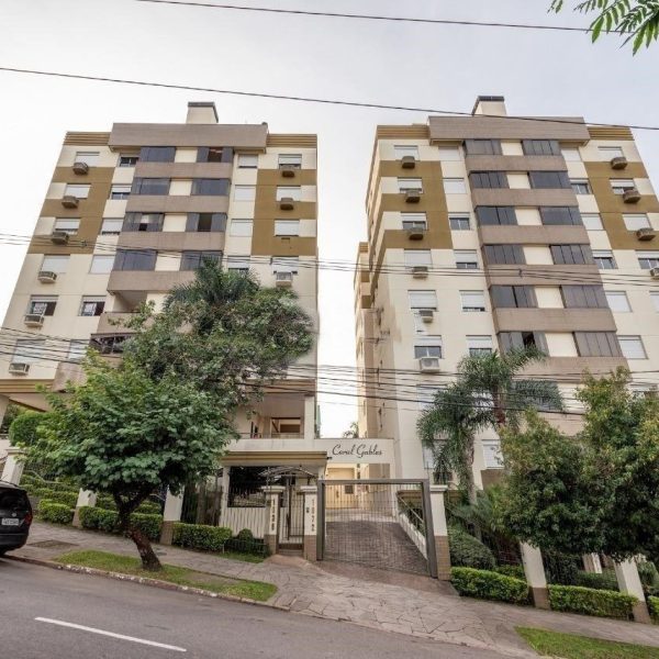 Apartamento à venda com 72m², 3 quartos, 1 suíte, 1 vaga no bairro Petrópolis em Porto Alegre - Foto 1