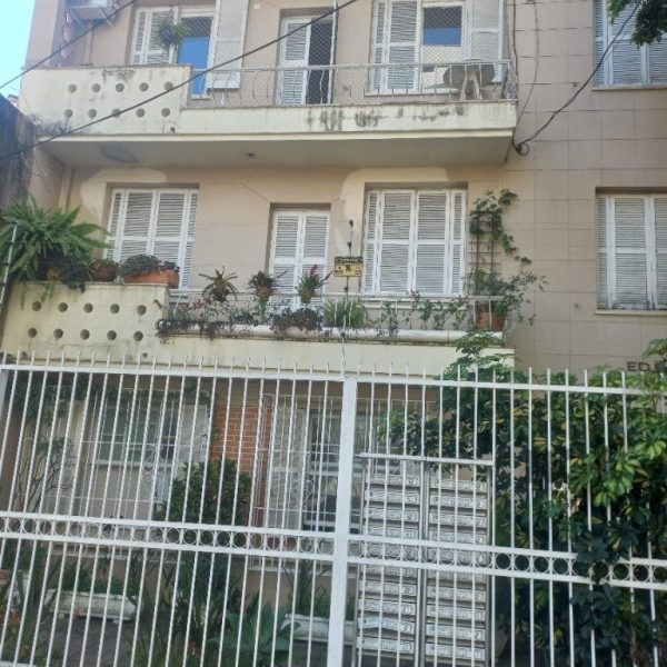 Apartamento à venda com 62m², 2 quartos no bairro Farroupilha em Porto Alegre - Foto 1