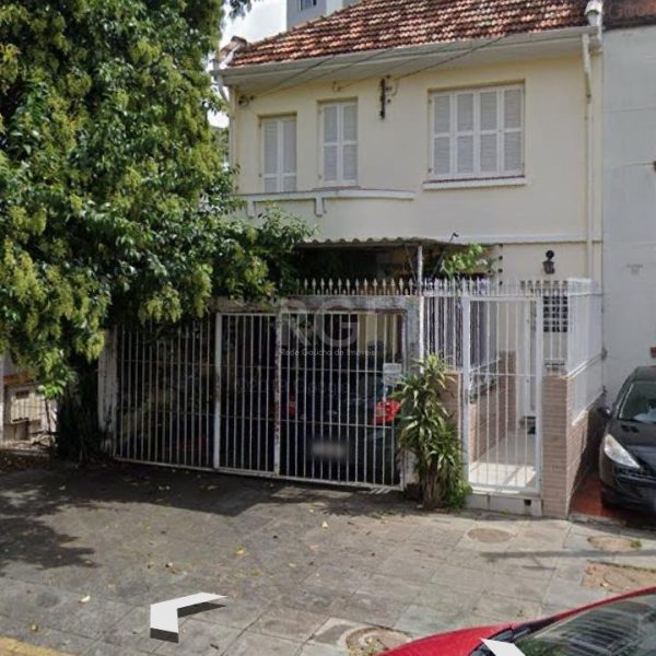 Casa à venda com 57m², 2 quartos, 1 vaga no bairro Higienópolis em Porto Alegre - Foto 1