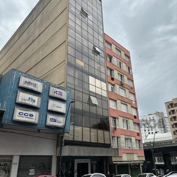 Conjunto/Sala à venda com 202m² no bairro Centro Histórico em Porto Alegre - Foto 1