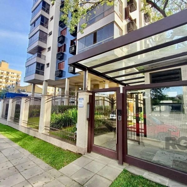 Apartamento à venda com 154m², 3 quartos, 1 suíte, 2 vagas no bairro Tristeza em Porto Alegre - Foto 1