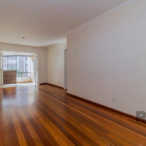 Apartamento à venda com 121m², 3 quartos, 1 suíte, 1 vaga no bairro Menino Deus em Porto Alegre - Foto 1