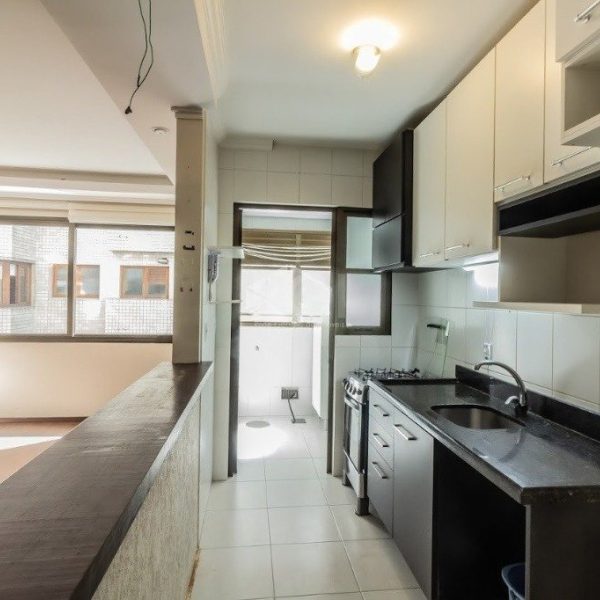 Apartamento à venda com 49m², 1 quarto, 1 vaga no bairro Petrópolis em Porto Alegre - Foto 1