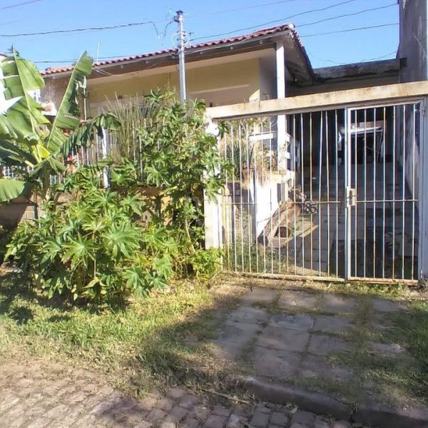 Casa à venda com 250m², 2 quartos, 1 suíte, 2 vagas no bairro Ipanema em Porto Alegre - Foto 1