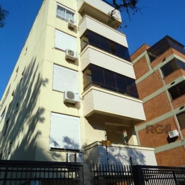 Apartamento à venda com 113m², 3 quartos, 1 suíte, 2 vagas no bairro Tristeza em Porto Alegre - Foto 1