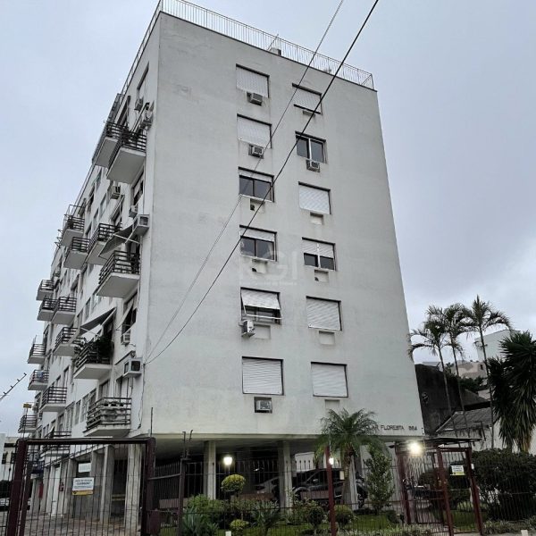 Apartamento à venda com 87m², 3 quartos no bairro Floresta em Porto Alegre - Foto 1