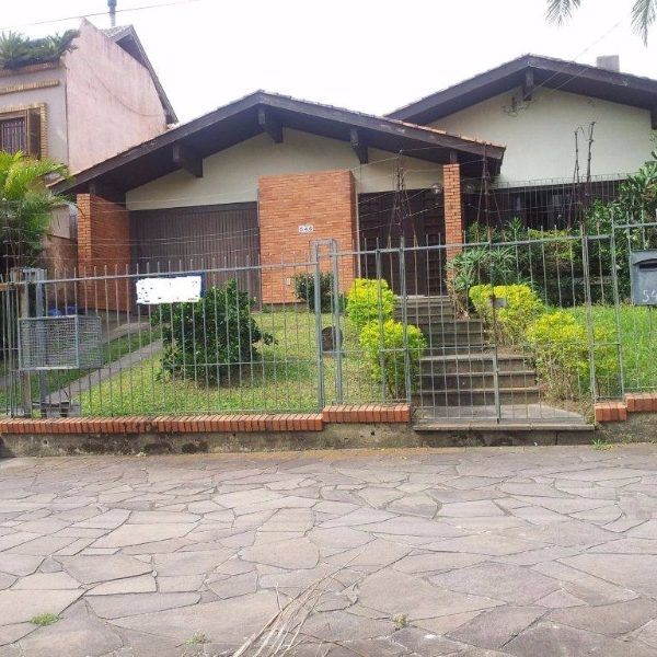 Casa à venda com 400m², 3 quartos, 1 suíte, 2 vagas no bairro Cristal em Porto Alegre - Foto 1