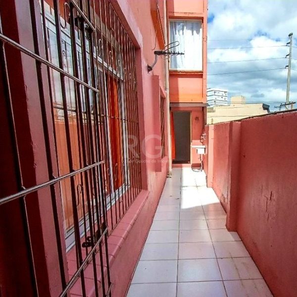 Apartamento à venda com 110m², 3 quartos no bairro Azenha em Porto Alegre - Foto 1