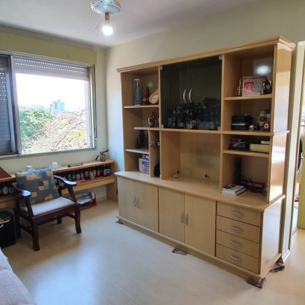 Apartamento à venda com 71m², 2 quartos, 2 vagas no bairro Cristal em Porto Alegre - Foto 1