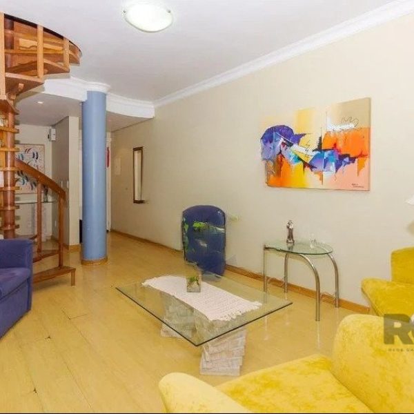 Cobertura à venda com 131m², 4 quartos, 1 suíte no bairro Petrópolis em Porto Alegre - Foto 1