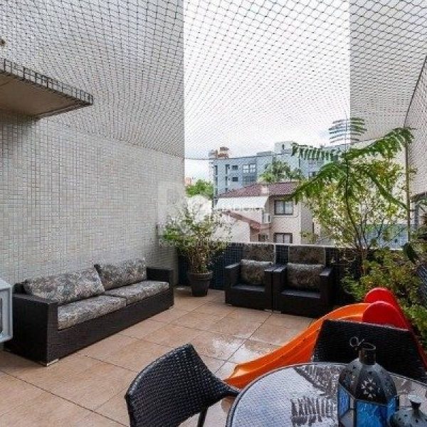 Apartamento à venda com 120m², 2 quartos, 1 suíte, 1 vaga no bairro Tristeza em Porto Alegre - Foto 1