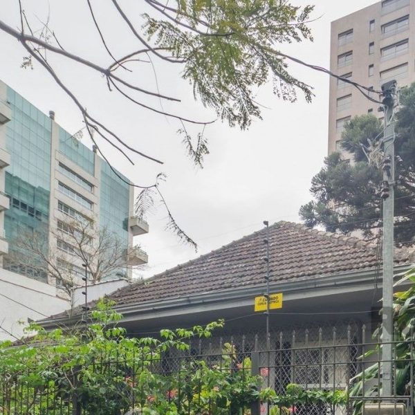 Casa à venda com 150m², 4 quartos, 1 suíte, 1 vaga no bairro Petrópolis em Porto Alegre - Foto 1