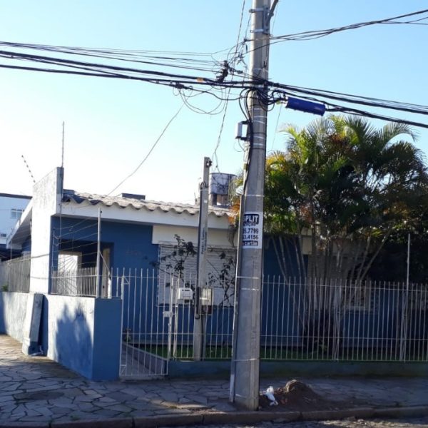 Casa à venda com 150m², 4 quartos no bairro Tristeza em Porto Alegre - Foto 1