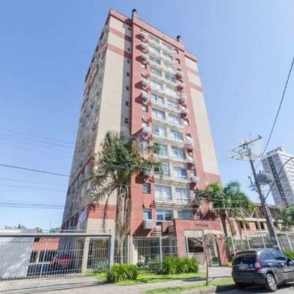 Apartamento à venda com 67m², 3 quartos, 1 suíte, 1 vaga no bairro Partenon em Porto Alegre - Foto 1