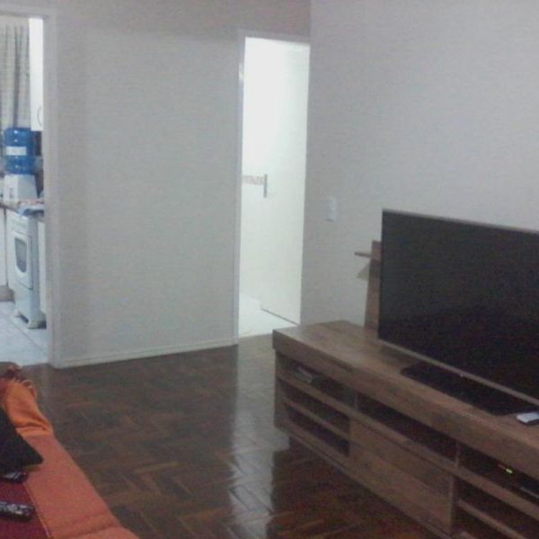 Apartamento à venda com 58m², 2 quartos, 1 vaga no bairro Partenon em Porto Alegre - Foto 1