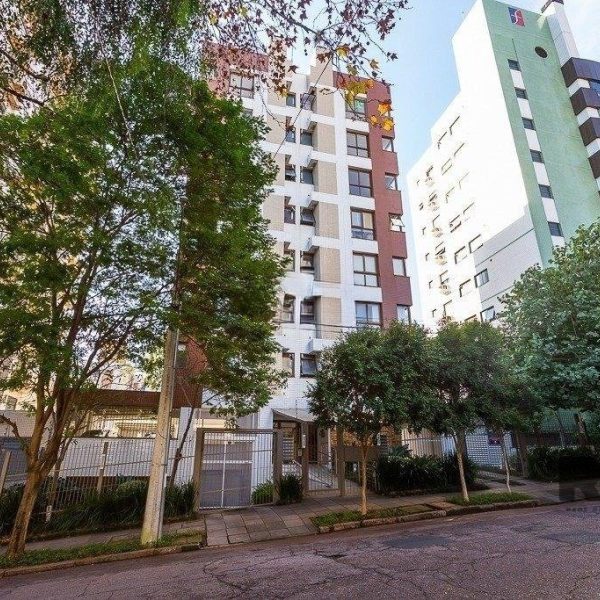 Apartamento à venda com 75m², 2 quartos, 1 suíte, 2 vagas no bairro Petrópolis em Porto Alegre - Foto 1