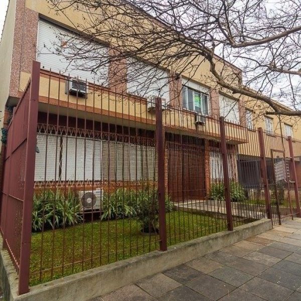 Apartamento à venda com 76m², 2 quartos no bairro Menino Deus em Porto Alegre - Foto 1