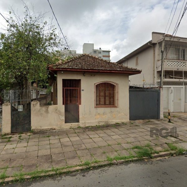 Casa à venda com 200.000m², 3 quartos no bairro Menino Deus em Porto Alegre - Foto 1