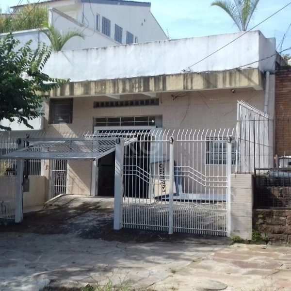 Predio à venda com 340m², 2 quartos, 1 suíte no bairro Partenon em Porto Alegre - Foto 1