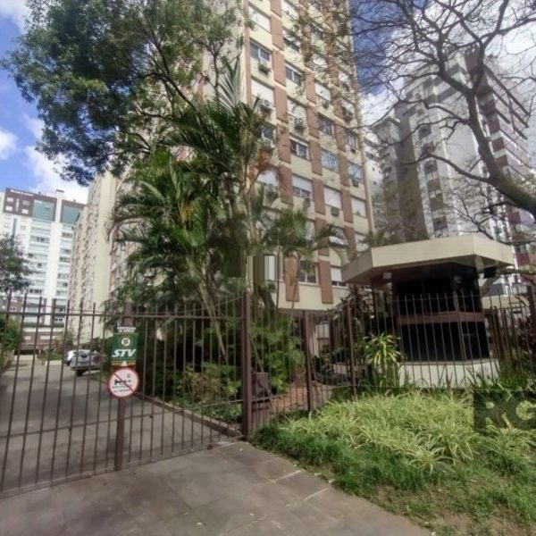 Apartamento à venda com 43m², 1 quarto, 1 vaga no bairro Moinhos de Vento em Porto Alegre - Foto 1