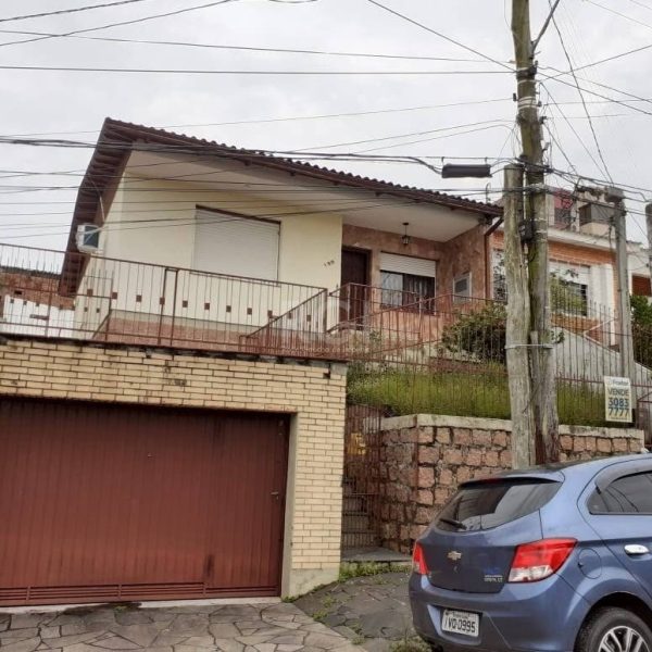 Casa à venda com 130m², 4 quartos no bairro Santa Tereza em Porto Alegre - Foto 1