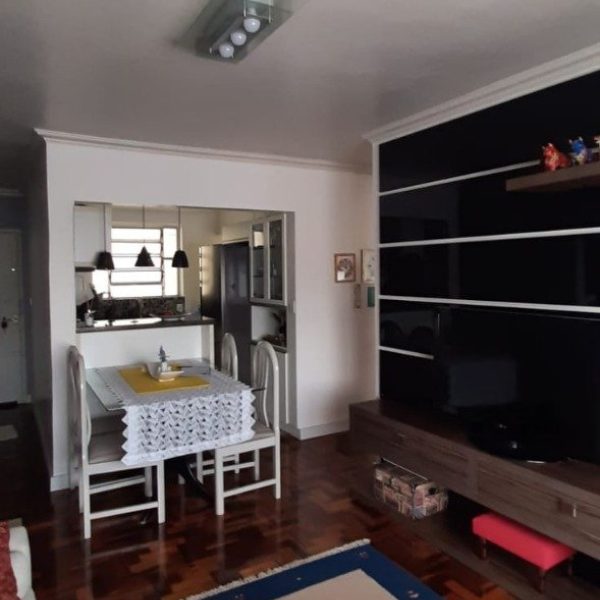 Apartamento à venda com 74m², 3 quartos, 1 vaga no bairro Vila Ipiranga em Porto Alegre - Foto 1