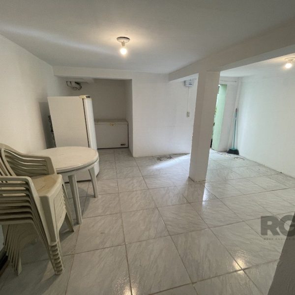 Casa Condominio à venda com 216m², 3 quartos, 1 suíte, 3 vagas no bairro Tristeza em Porto Alegre - Foto 1