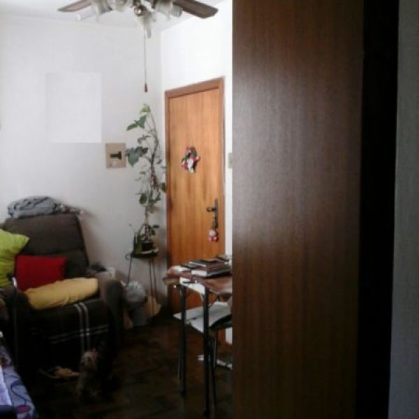 Apartamento à venda com 67m², 3 quartos, 1 vaga no bairro Santo Antônio em Porto Alegre - Foto 1