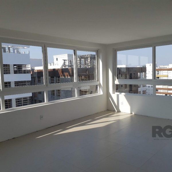 Apartamento à venda com 100m², 3 quartos, 1 suíte, 2 vagas no bairro Navegantes em Capão da Canoa - Foto 1