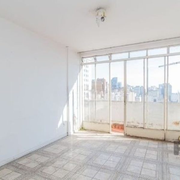 Apartamento à venda com 94m², 3 quartos no bairro Centro em Porto Alegre - Foto 1