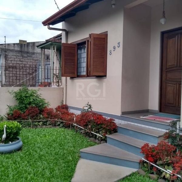 Casa à venda com 230m², 4 quartos, 1 suíte, 2 vagas no bairro Jardim Itu em Porto Alegre - Foto 1