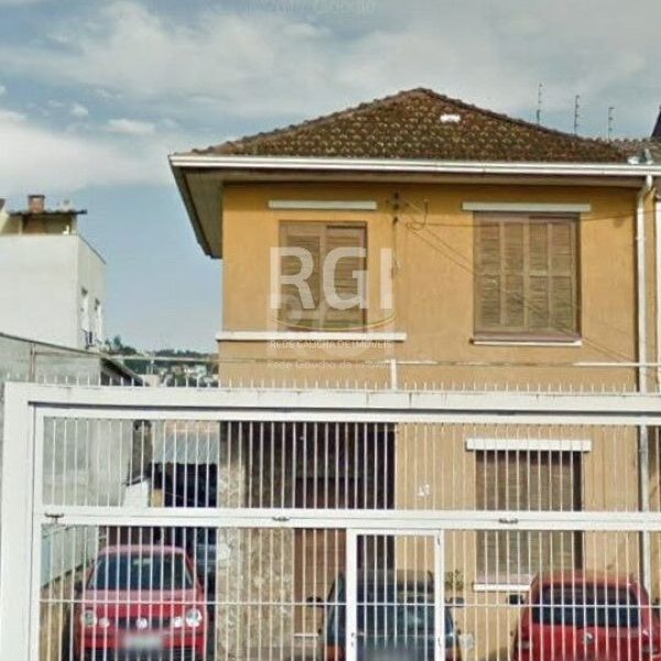 Casa à venda com 92m², 2 quartos, 5 vagas no bairro Glória em Porto Alegre - Foto 1