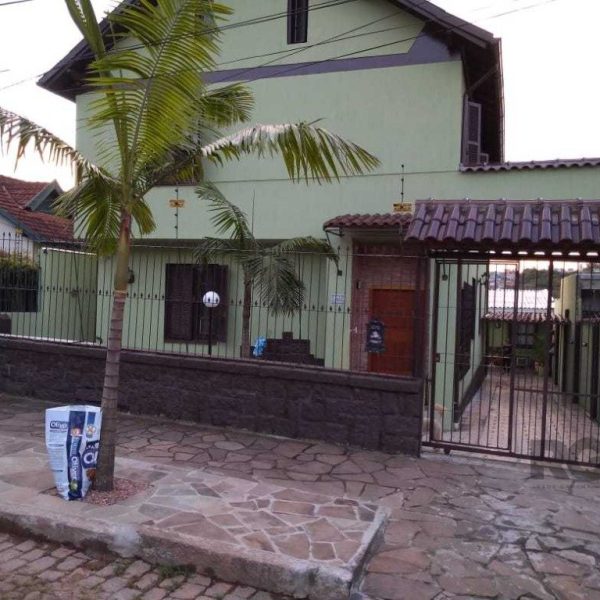 Casa à venda com 338m², 11 quartos, 3 suítes, 4 vagas no bairro Santa Tereza em Porto Alegre - Foto 1