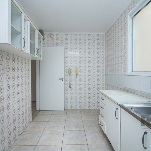 Apartamento à venda com 69m², 2 quartos, 1 vaga no bairro Jardim do Salso em Porto Alegre - Foto 1