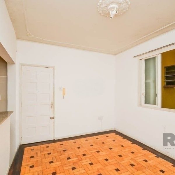 Apartamento à venda com 62m², 2 quartos no bairro Santana em Porto Alegre - Foto 1